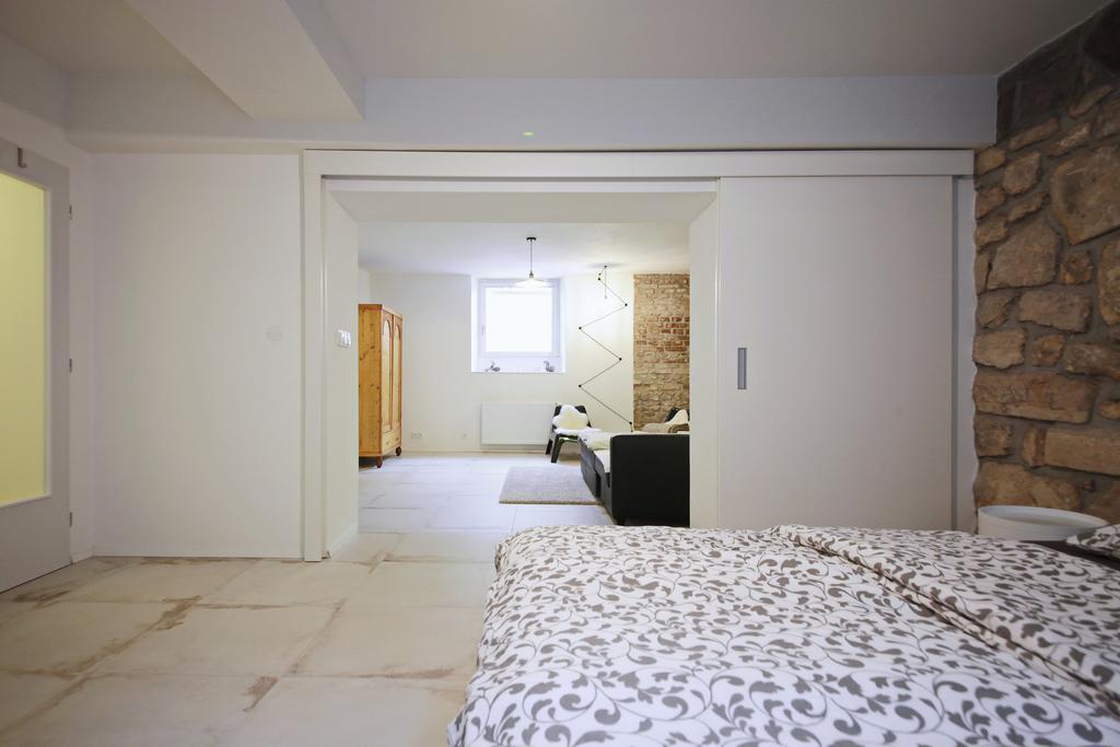 Apartment Kosatcova Praga Exterior foto